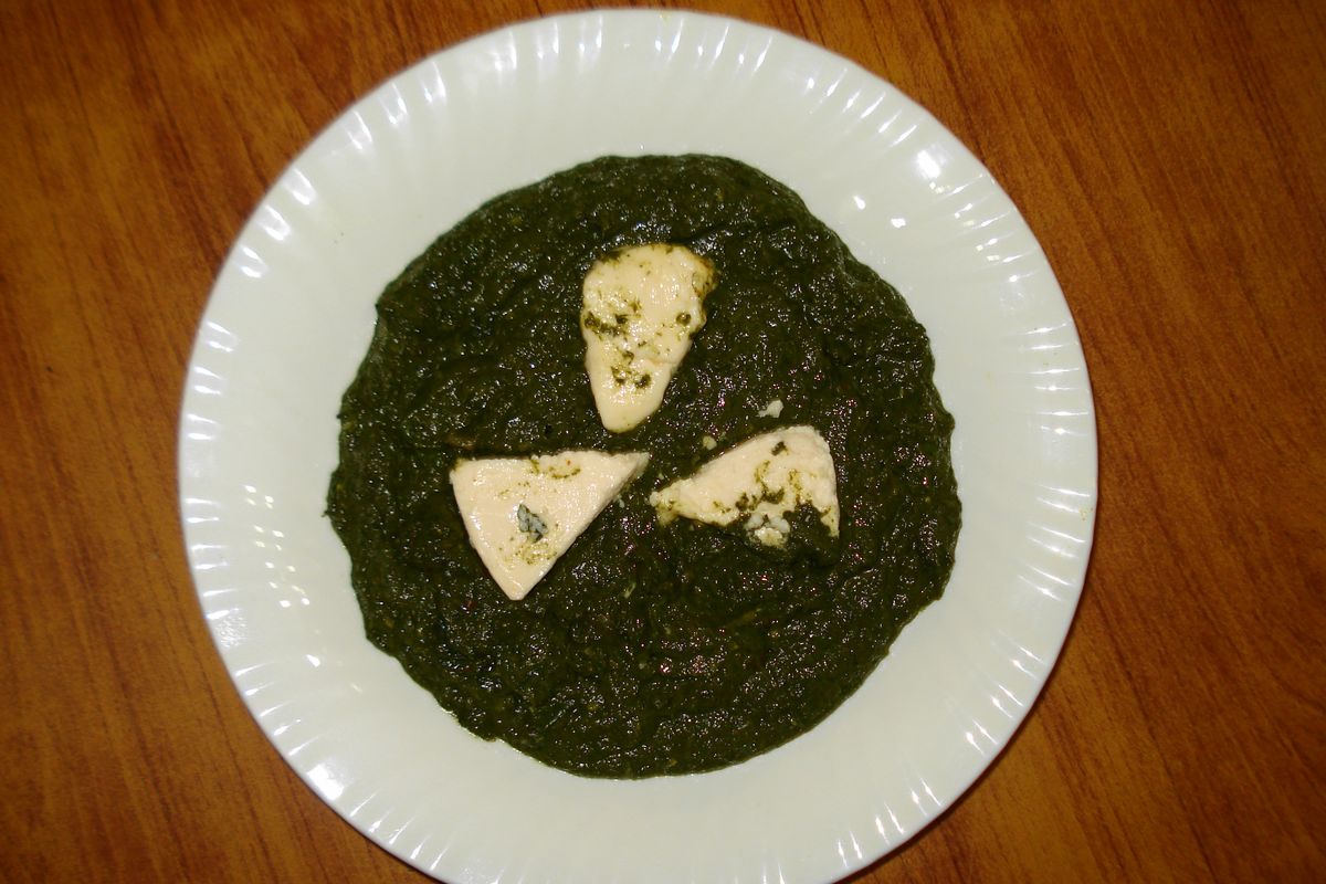 Creamy Spinach with Fresh Cheese (No Onion)